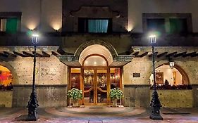 Hotel De Mendoza